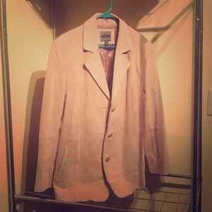 🔥 Bernardo’s Genuine Suede Blazer 🔥